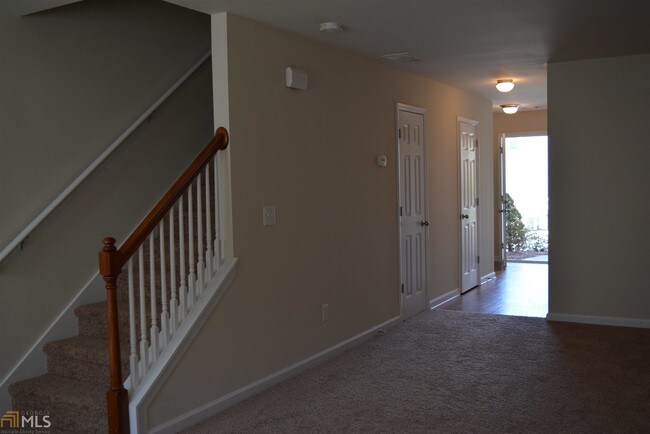Building Photo - 6016 Bridgefield Street