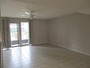 Building Photo - 14777 Wunderlich Dr