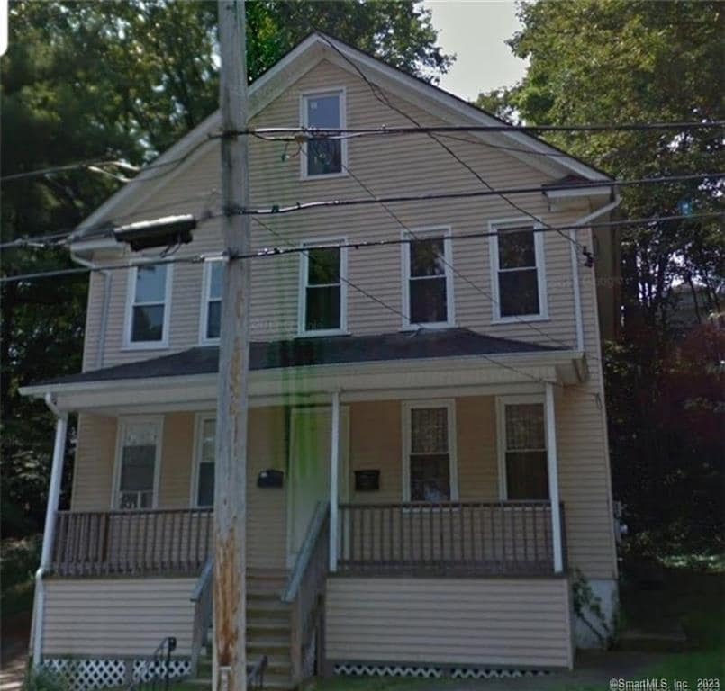 53 Mechanic St Unit 1, Norwich, CT 06360 Room for Rent in Norwich, CT