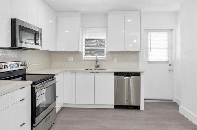 Foto del edificio - 1402 NW 19th St