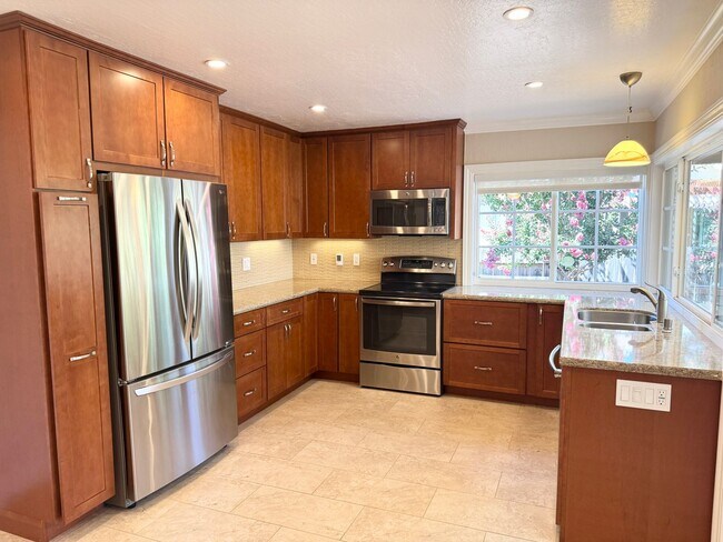 Foto del edificio - Perfect Shape Single Family Home in San Ramon