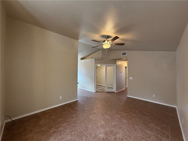 Building Photo - 2485 Armour Ave