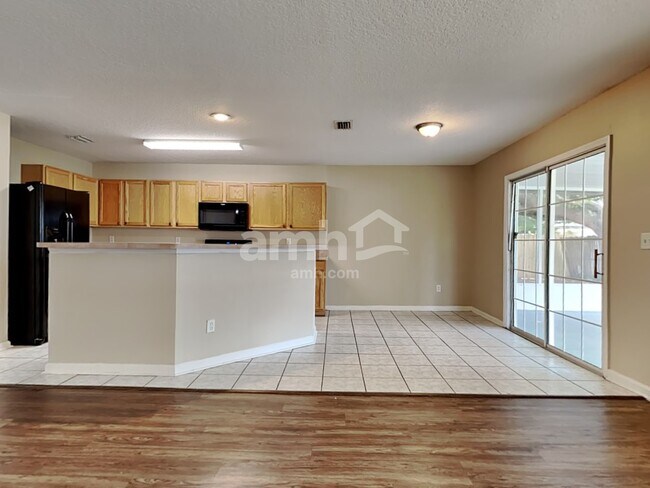 Foto del edificio - 1438 Blues Creek Dr