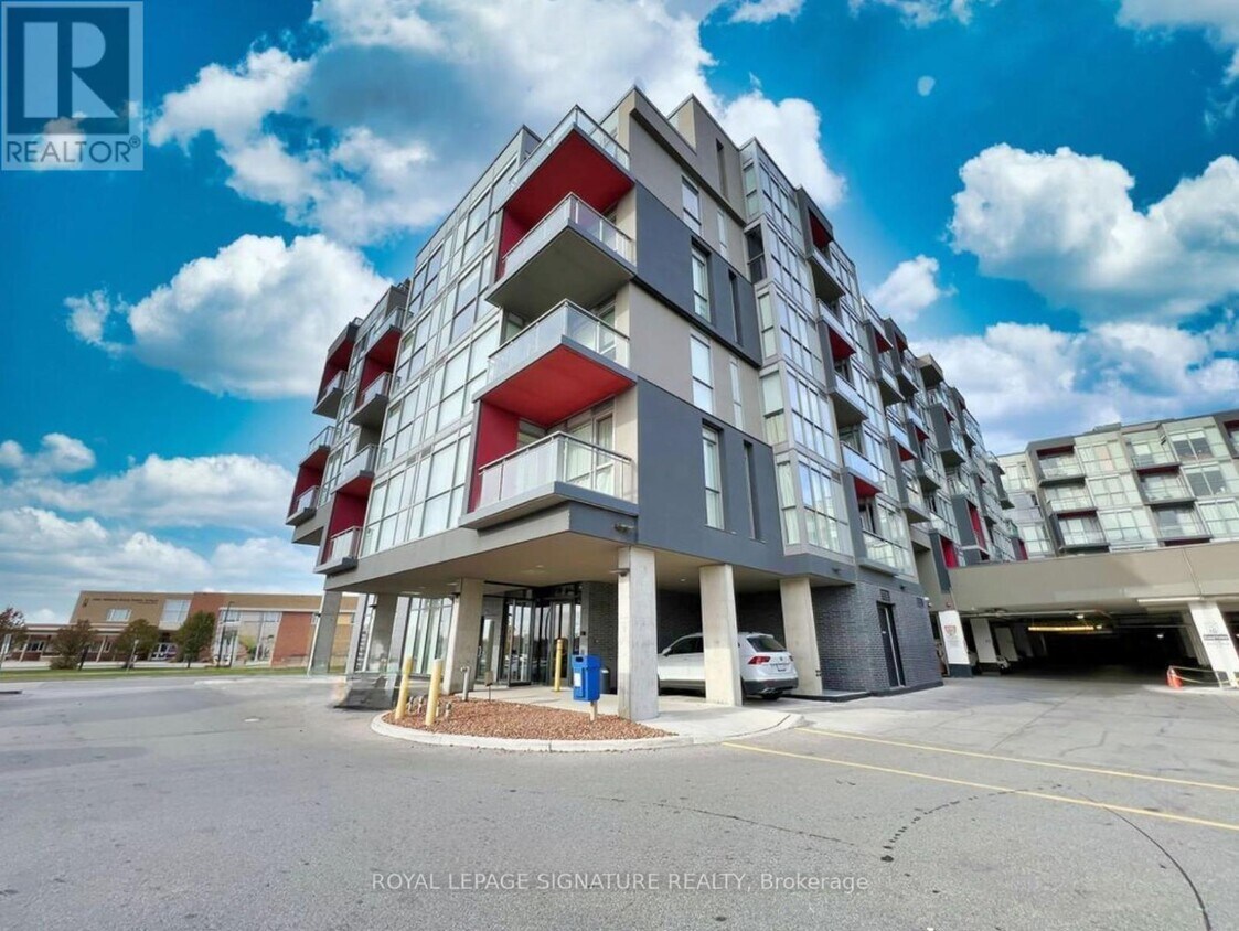 Primary Photo - 5220-5220 Dundas St