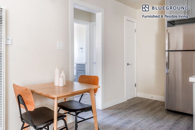 Foto del edificio - 34 Visitacion Ave