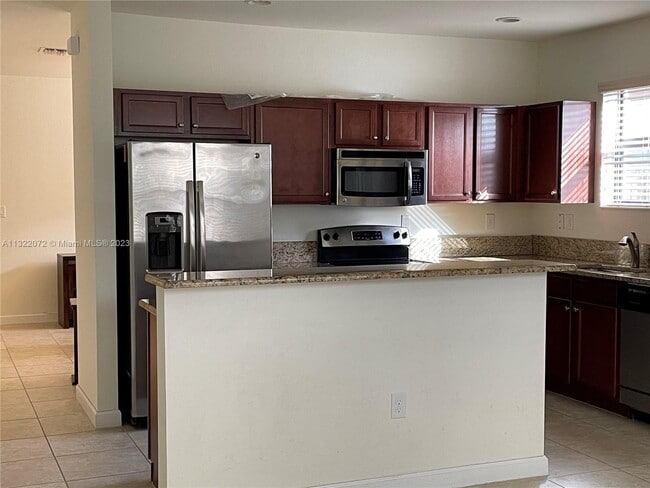 Building Photo - 15340 SW 176th Ln
