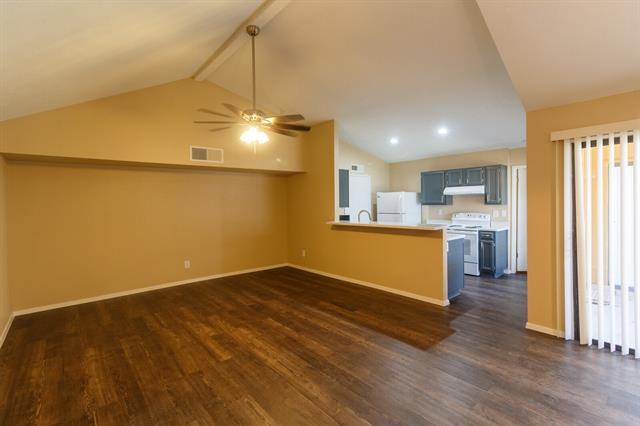 Foto del edificio - 7226 Pineberry Rd