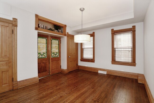 Building Photo - 1656 N Dayton St