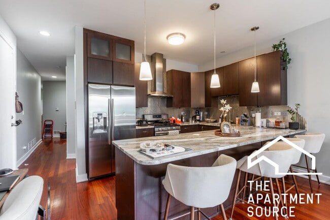 Building Photo - 2 bedroom in Chicago IL 60642