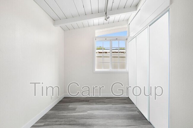 Foto del edificio - 316 E 21st St