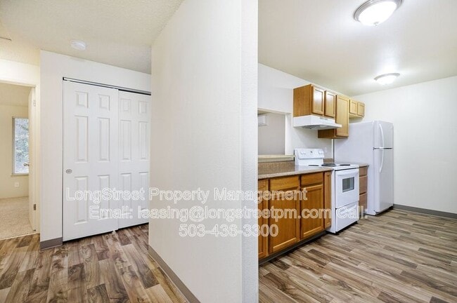Building Photo - 11359 SW Greenburg Rd