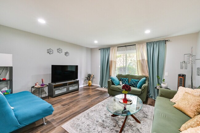 Foto del edificio - 6059 Rancho Mission Rd