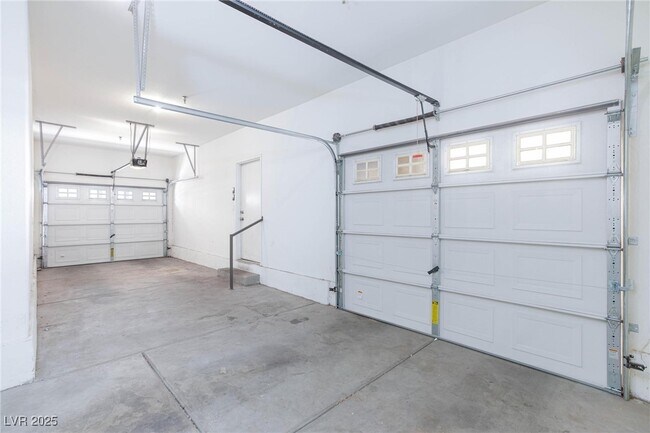 Building Photo - 8777 W Maule Ave