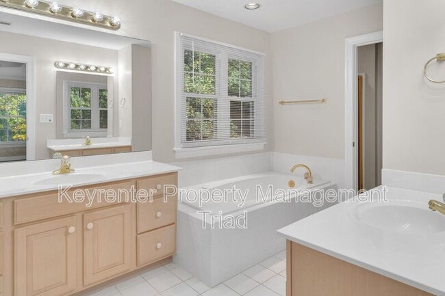 Building Photo - 8402 Trolley Ct