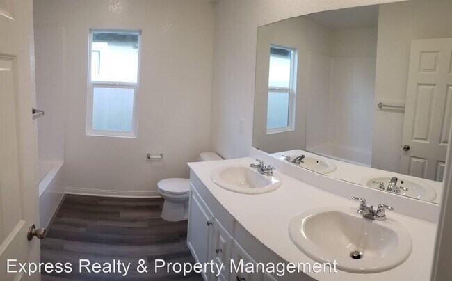 Building Photo - 3 br, 2 bath House - 2410 Wild Oak