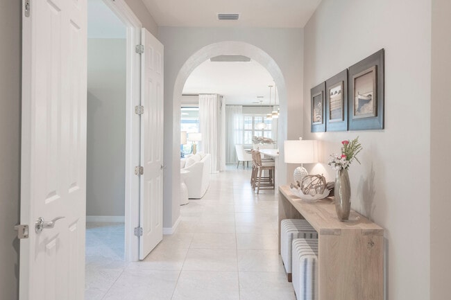 Foto del edificio - 13871 Miranese St