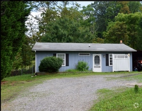 Building Photo - 4321 Old Clyde Rd
