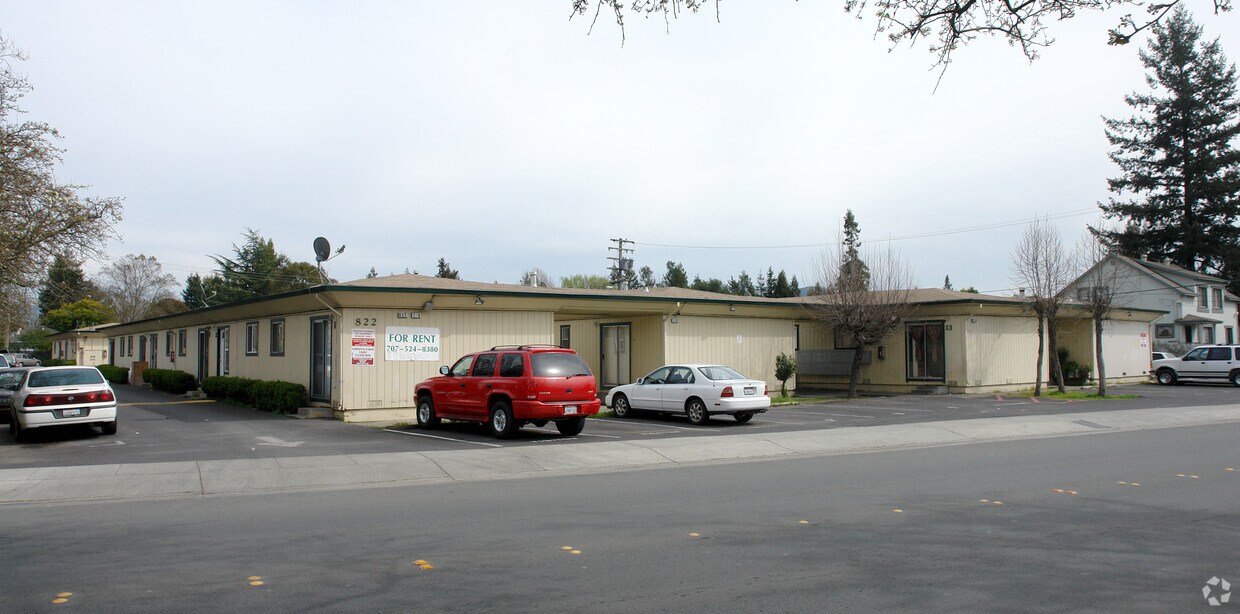 Foto del edificio - 822 West Ave
