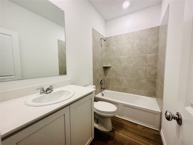 Foto del edificio - 8112 Green Heron Dr