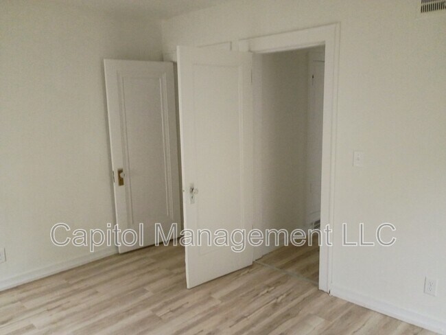 Foto del edificio - 316 W Saginaw St
