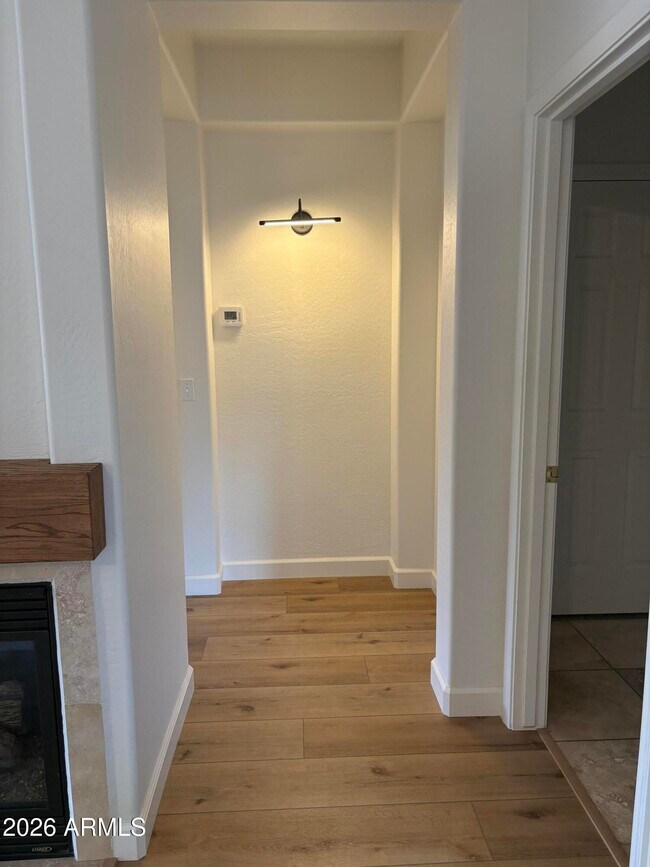 Foto del edificio - 670 Brindle Dr