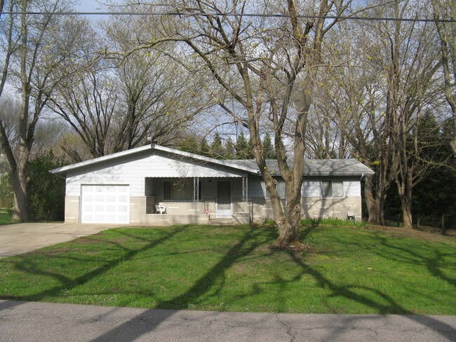 Building Photo - 3718 N 700 W