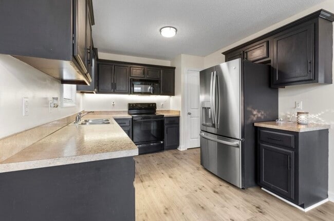 Building Photo - 1072 Cindy Jo Ct