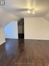 Building Photo - 5 Caithness St W