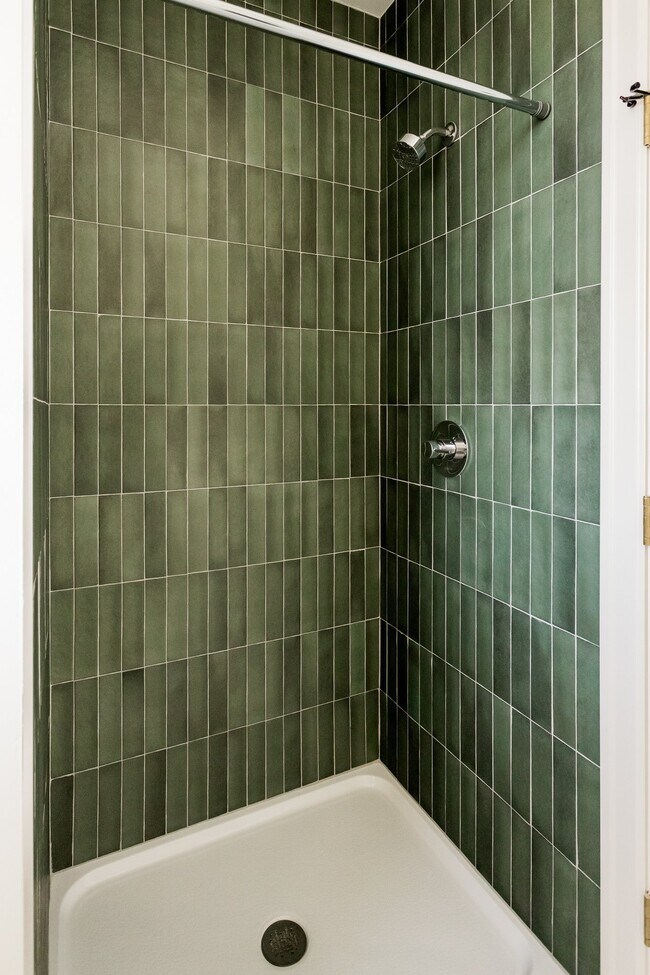 Foto del edificio - 6465 Sterling St