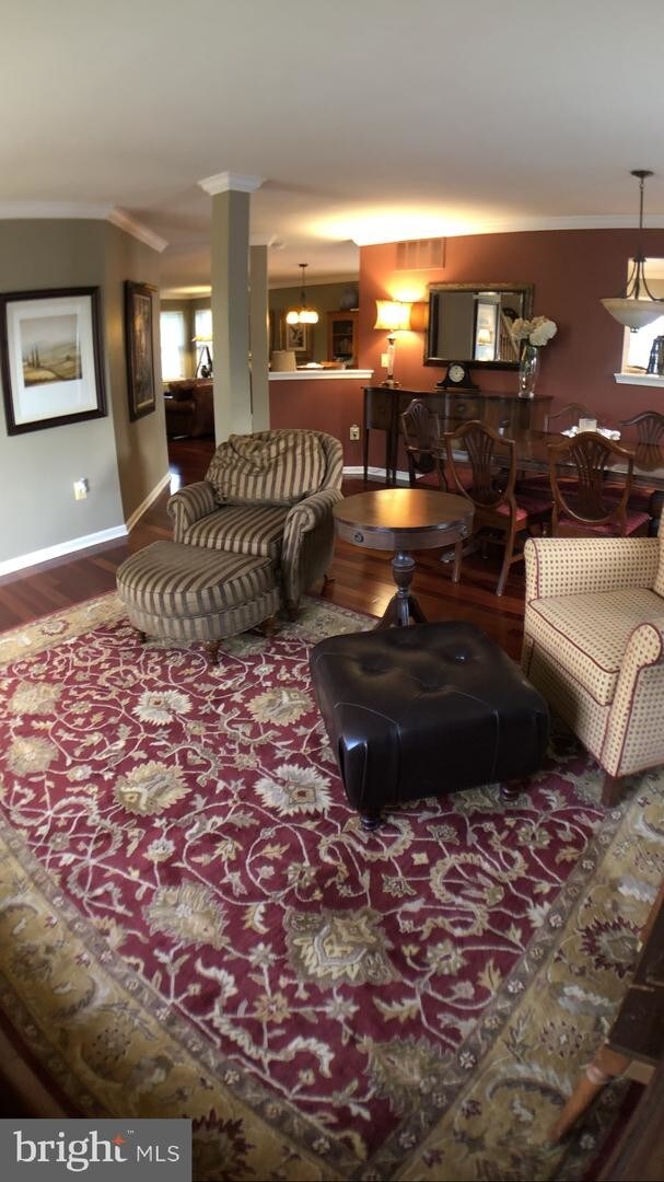 Foto del edificio - 499 Pitt Ct