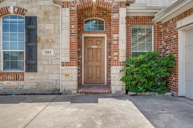 Building Photo - 303 Ravenna Rd