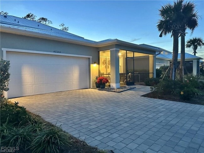 Building Photo - 42203 Hammock Ln