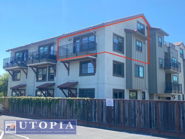 Foto del edificio - Beautiful, top floor apartment located in ...