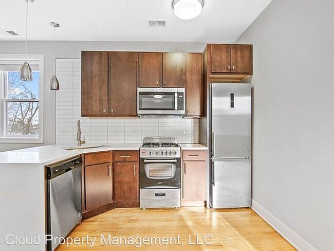 Building Photo - 2 br, 2 bath Apartment - 3300 S Bell Ave