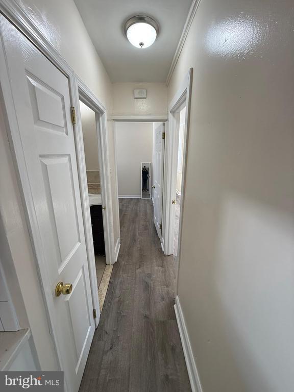 Foto del edificio - 7801 Montgomery Ave