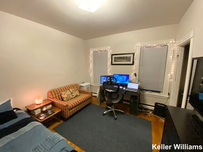 Foto del edificio - 61 Hillside St