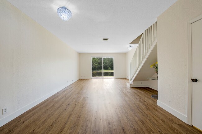 Building Photo - 2249 Cordoba Bend