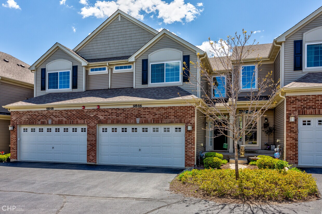 9846 Cummings St, Huntley, IL 60142 Townhome Rentals in Huntley IL