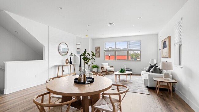 Foto del edificio - 2806 Chattleton Ln