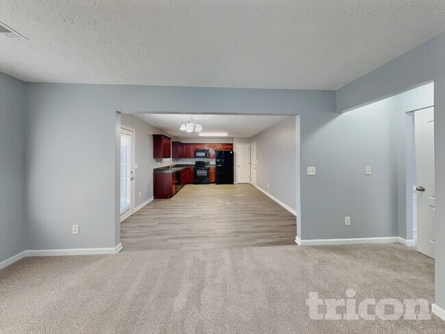 Foto del edificio - 529 McCain Creek Trail