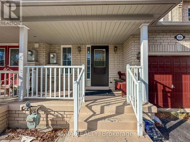 Building Photo - 40 Cathmar Dr