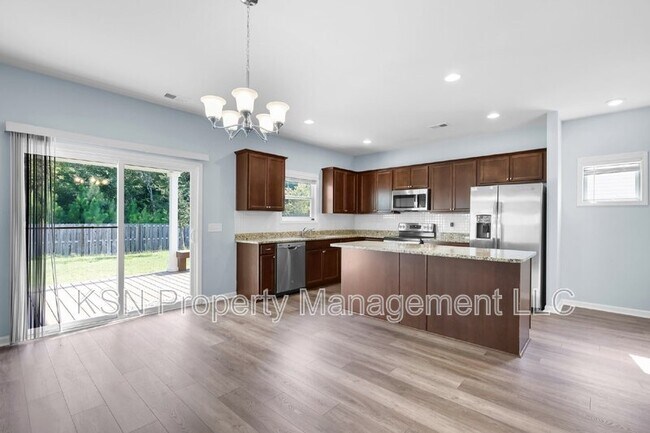 Building Photo - 126 Riverwood Rd