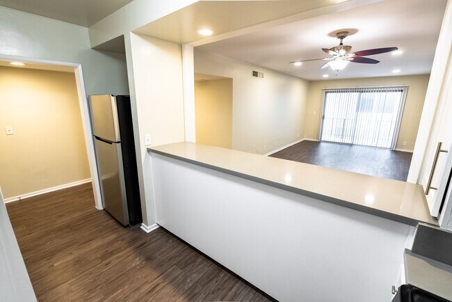 Interior Photo - 312 S. Willaman Drive