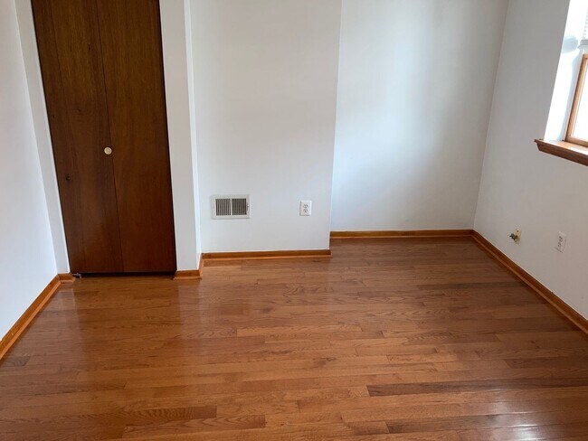 Foto del edificio - 2311 S Hicks St