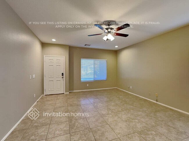 Foto del edificio - 3717 E Remington Dr