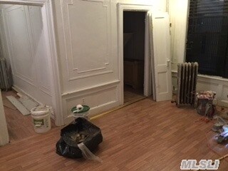 Foto del edificio - 349 Rockaway Pkwy