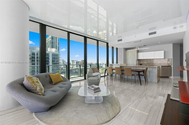 Foto del edificio - 480 NE 31st St