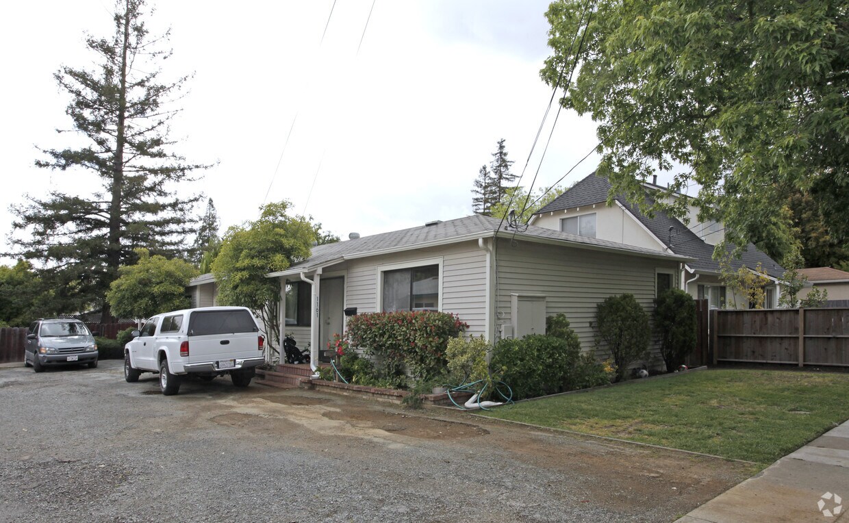 Primary Photo - 1161-1163 Junipero Ave