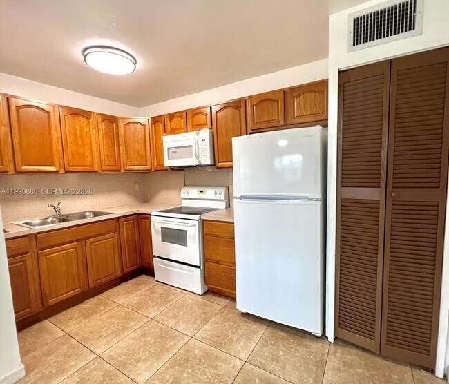 Foto del edificio - 1412 SW 41st Ave