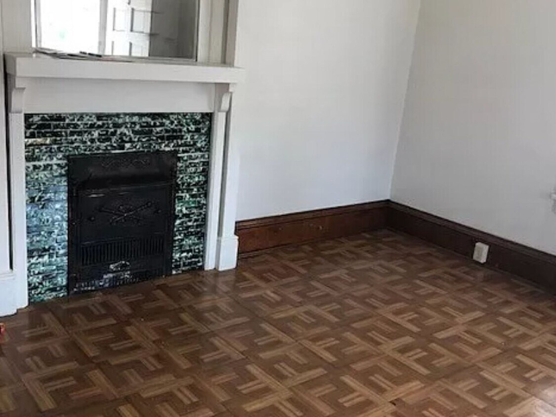 Primary Photo - 2 Bedroom Single Family Home in Toronto